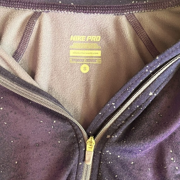 Nike Pro pullover - Picture 2 of 2